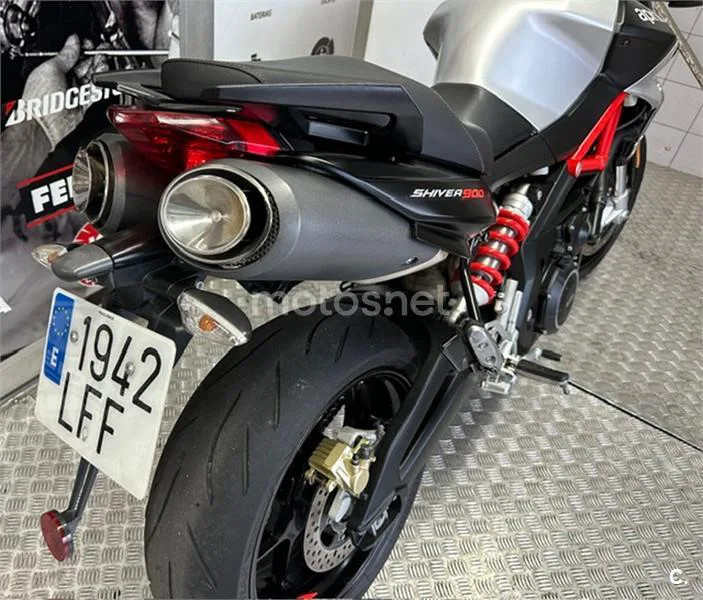 Aprilia Shiver 900 – Vista 4