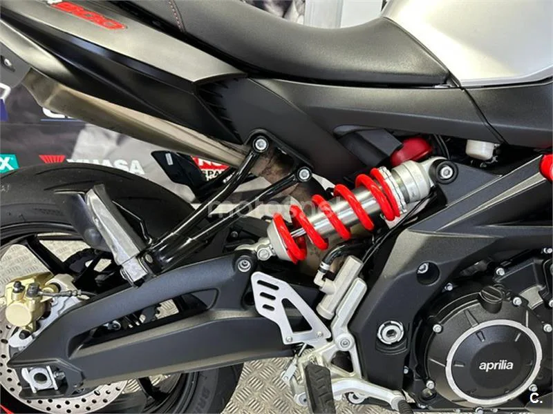Aprilia Shiver 900 – Vista 7