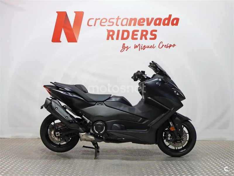 Yamaha TMAX – Vista 7