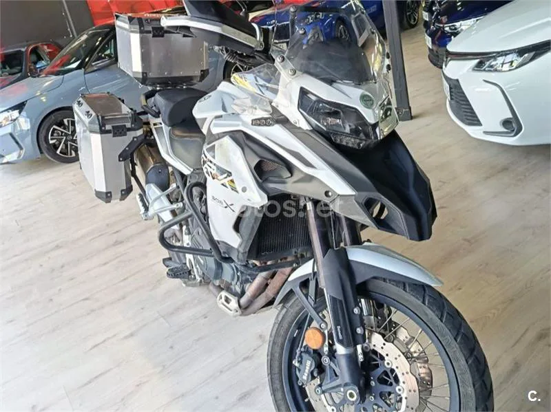 Benelli TRK 502 – Vista 5