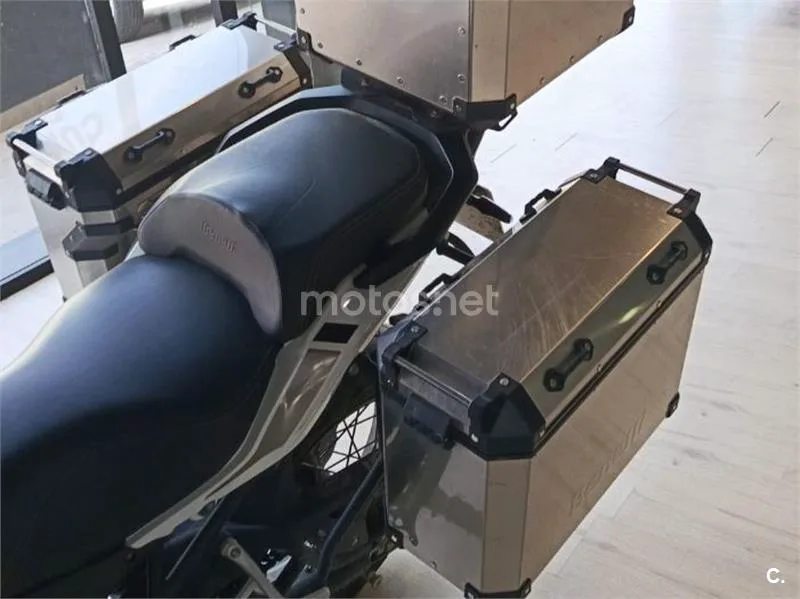 Benelli TRK 502 – Vista 9