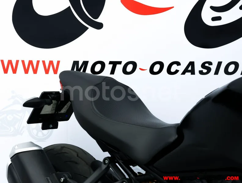 Ducati Monster 821 – Vista 11
