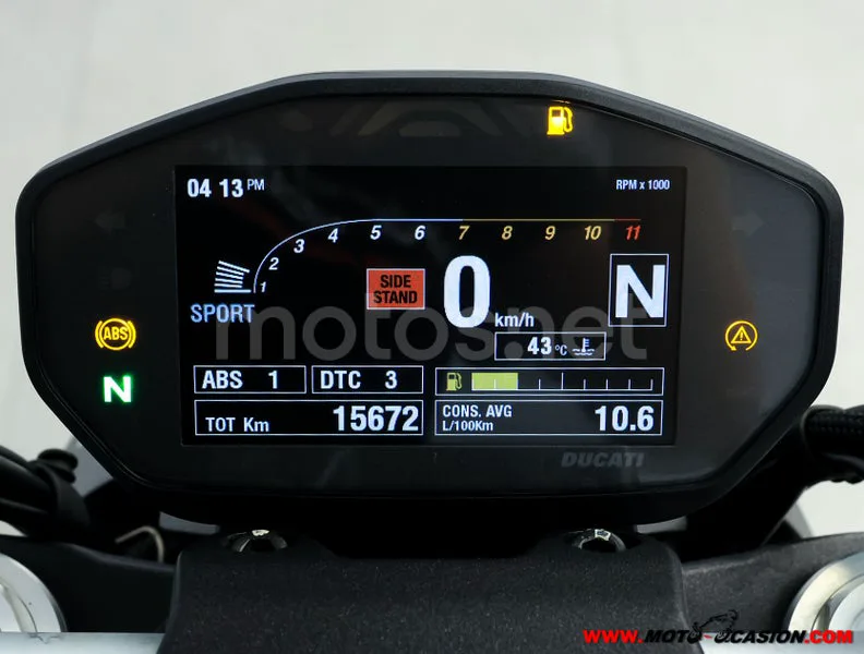 Ducati Monster 821 – Vista 6