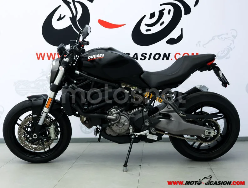 Ducati Monster 821 – Vista 7