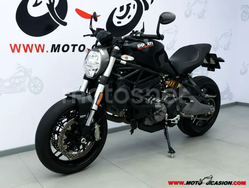 Ducati Monster 821 – Vista 8