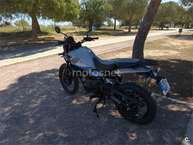 Royal Enfield Himalayan 410 – Vista 6