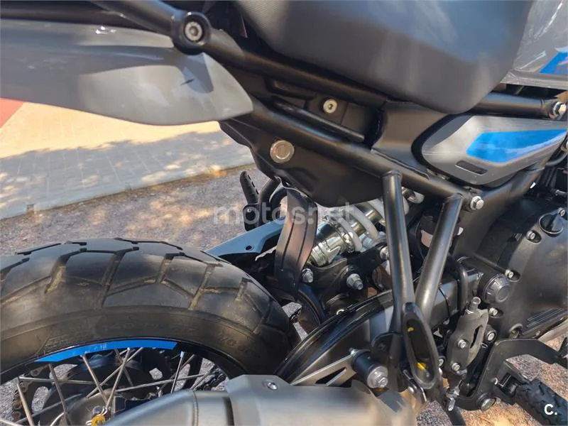 Royal Enfield Himalayan 410 – Vista 7