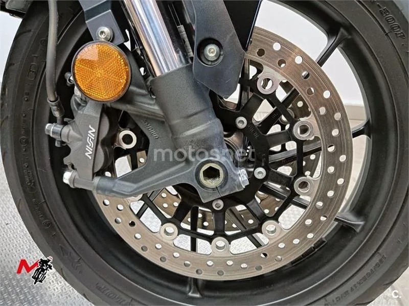 Honda NT1100 – Vista 10