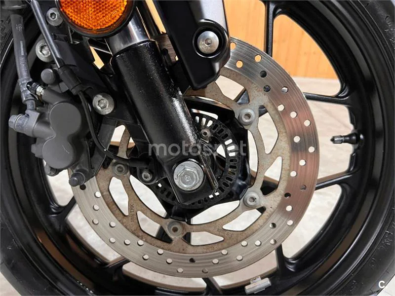 Yamaha XSR 125 – Vista 31