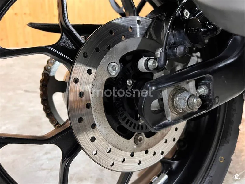 Yamaha XSR 125 – Vista 48