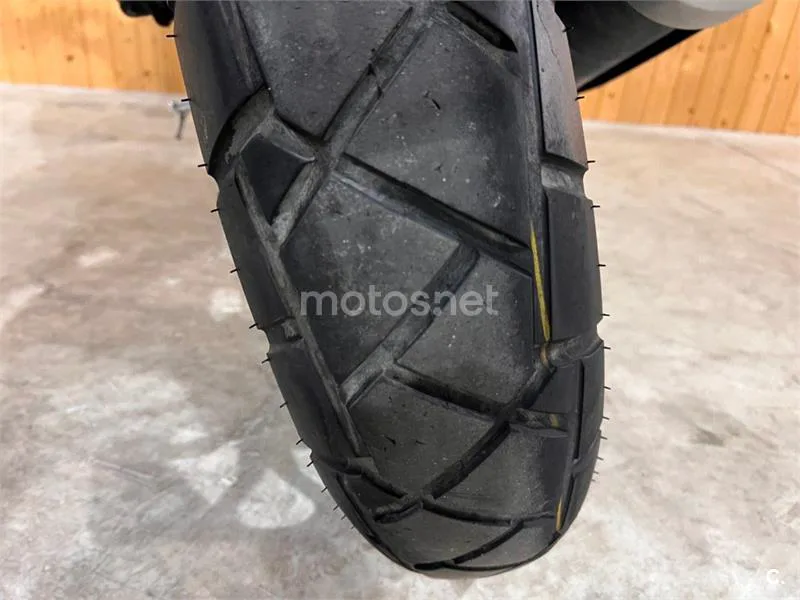 Yamaha XSR 125 – Vista 9