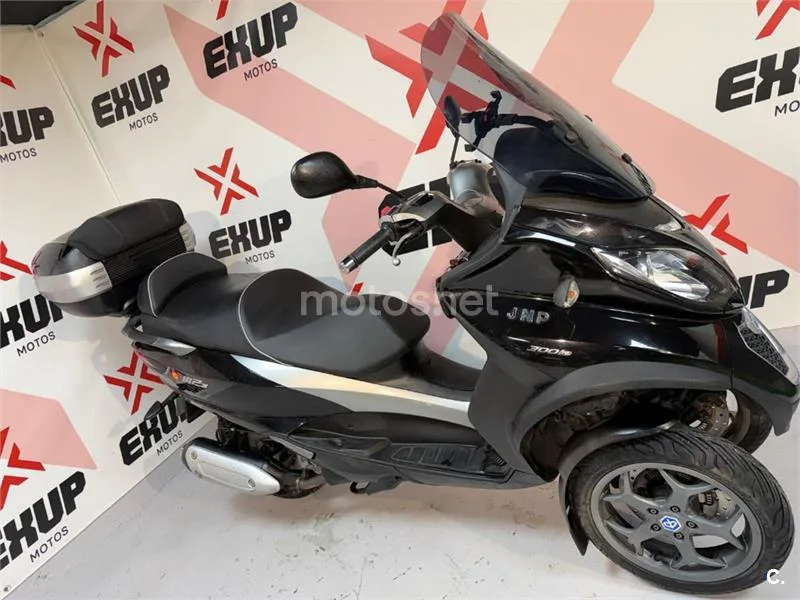 Piaggio MP3 300 LT – Vista 4