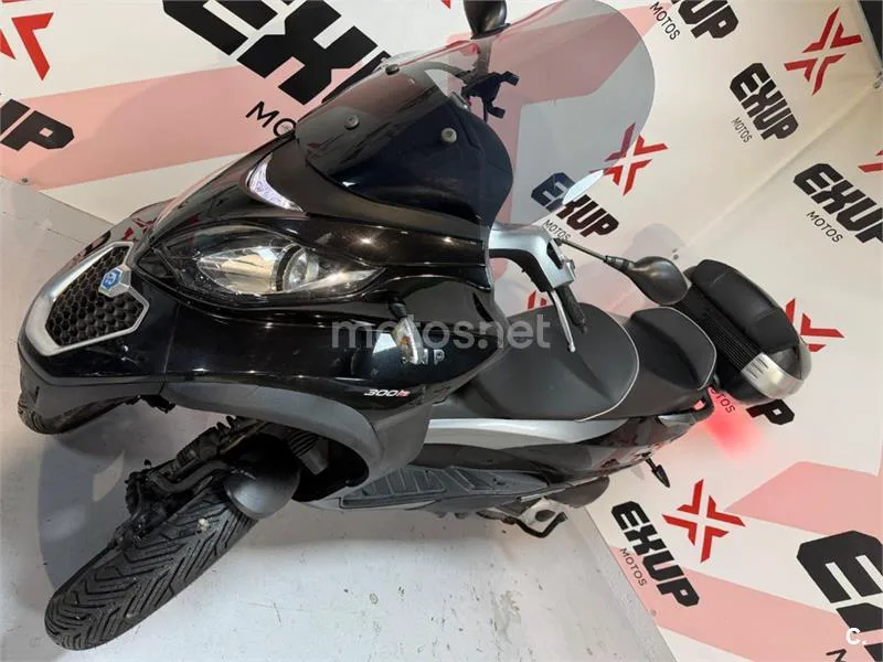 Piaggio MP3 300 LT – Vista 7