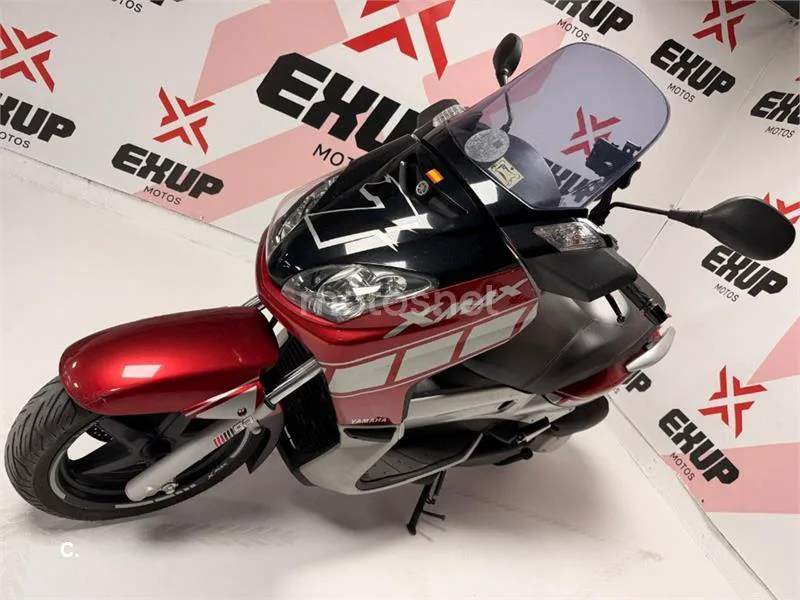 Yamaha Majesty 250 – Vista 11