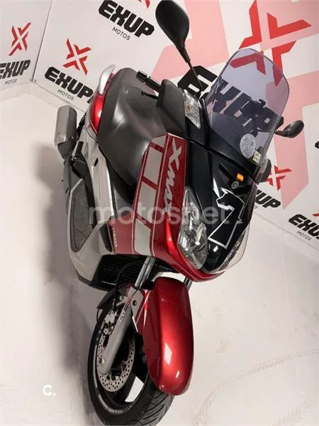 Yamaha Majesty 250 – Vista 12