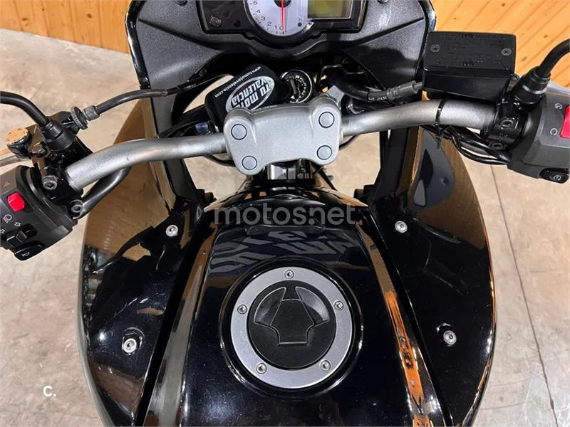 Kawasaki Versys 650 – Vista 24