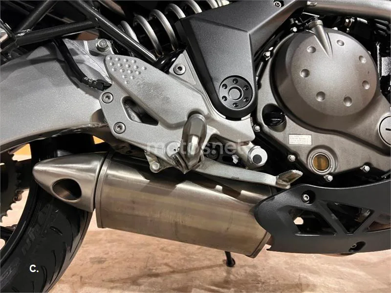 Kawasaki Versys 650 – Vista 48