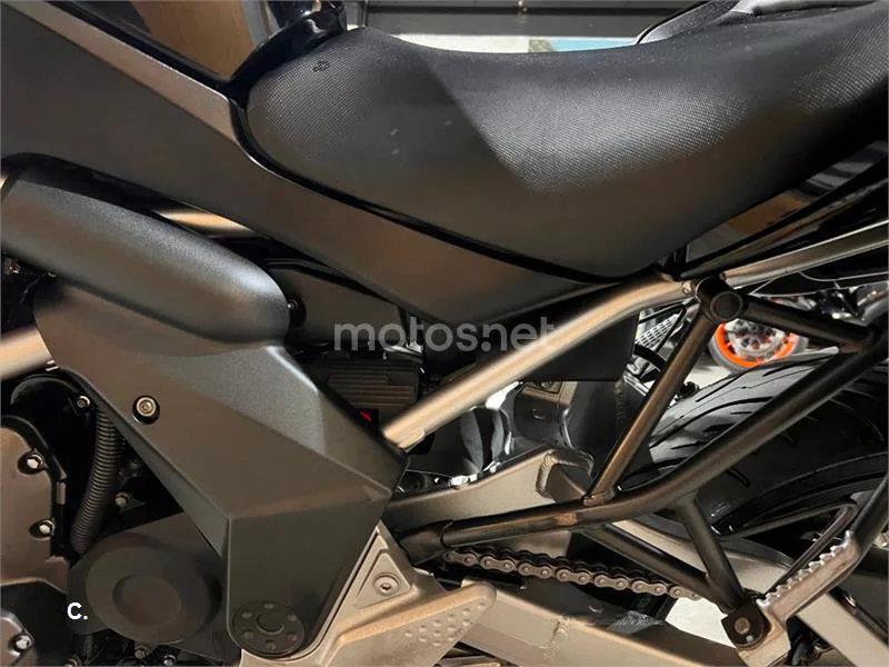 Kawasaki Versys 650 – Vista 72