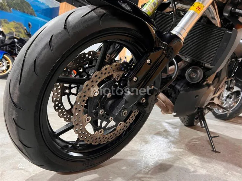 Kawasaki Versys 650 – Vista 86