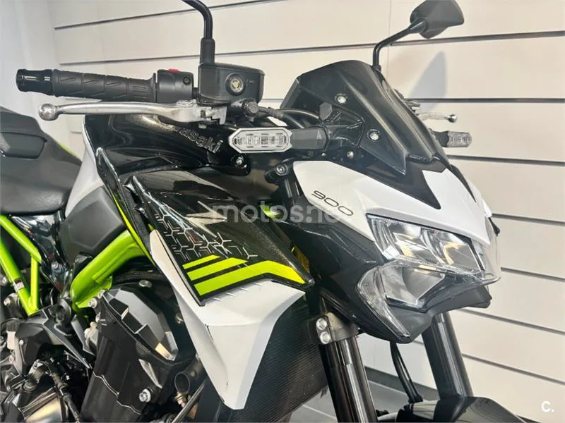 Kawasaki Z900 – Vista 4