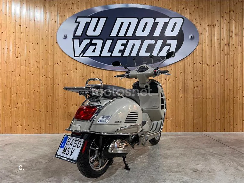 Vespa GTS 300 – Vista 5