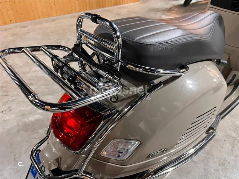 Vespa GTS 300 – Vista 47