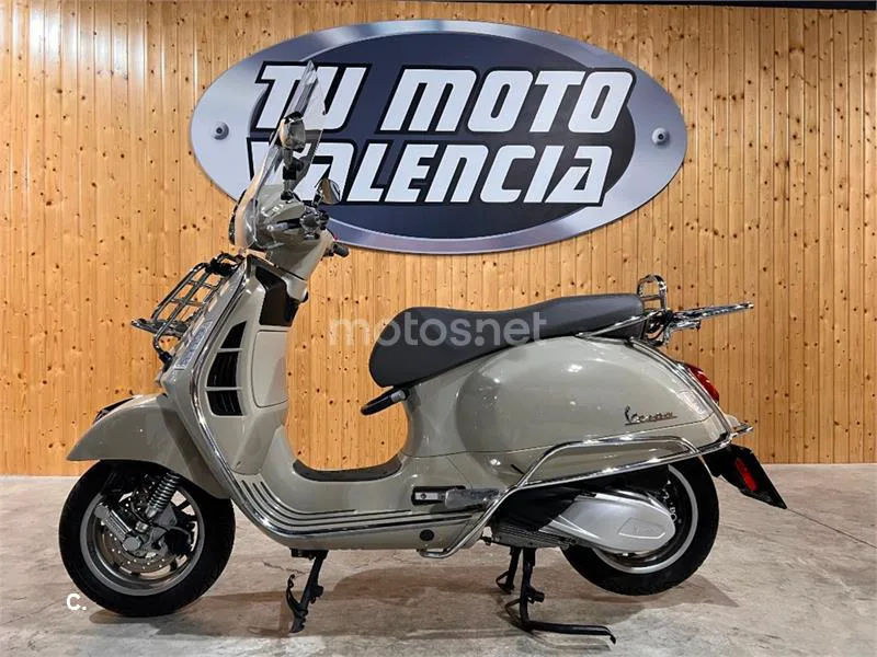 Vespa GTS 300 – Vista 6