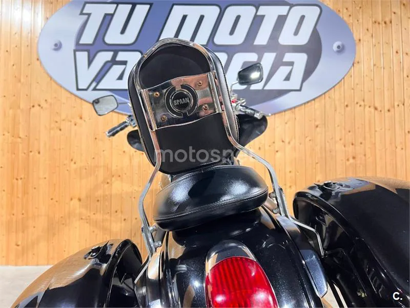 Kawasaki VN 900 Classic – Vista 12
