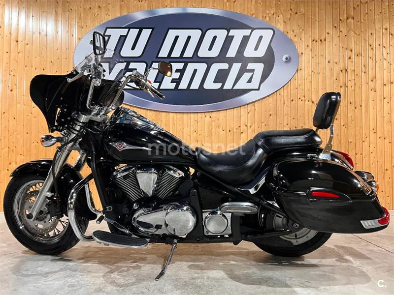 Kawasaki VN 900 Classic – Vista 25