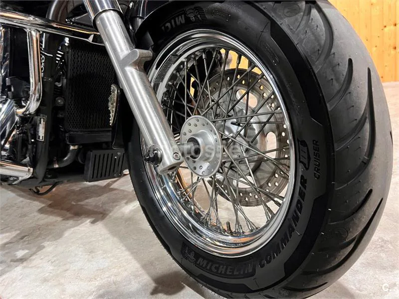 Kawasaki VN 900 Classic – Vista 39