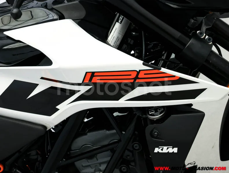 KTM 125 – Vista 9