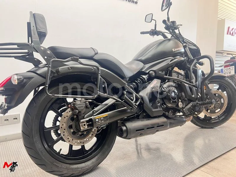 Kawasaki Vulcan S – Vista 5