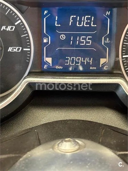 Yamaha XMAX 300 – Vista 7