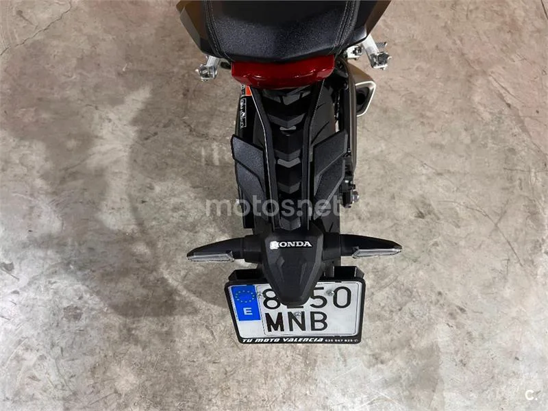 Honda CB 650 R – Vista 11
