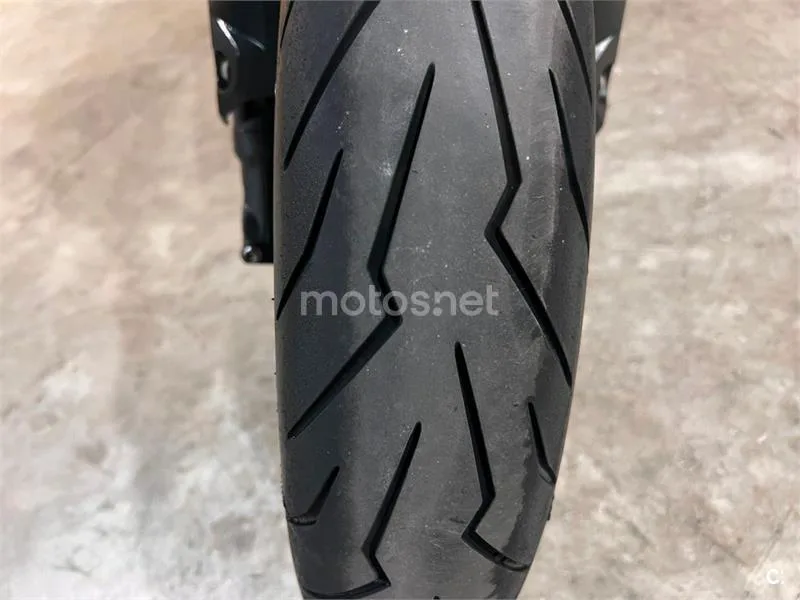 Honda CB 650 R – Vista 21