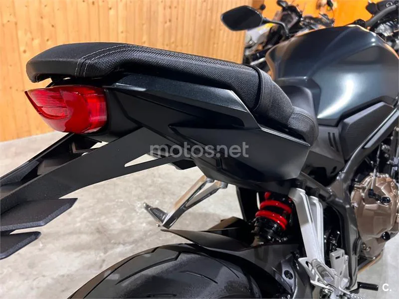 Honda CB 650 R – Vista 49