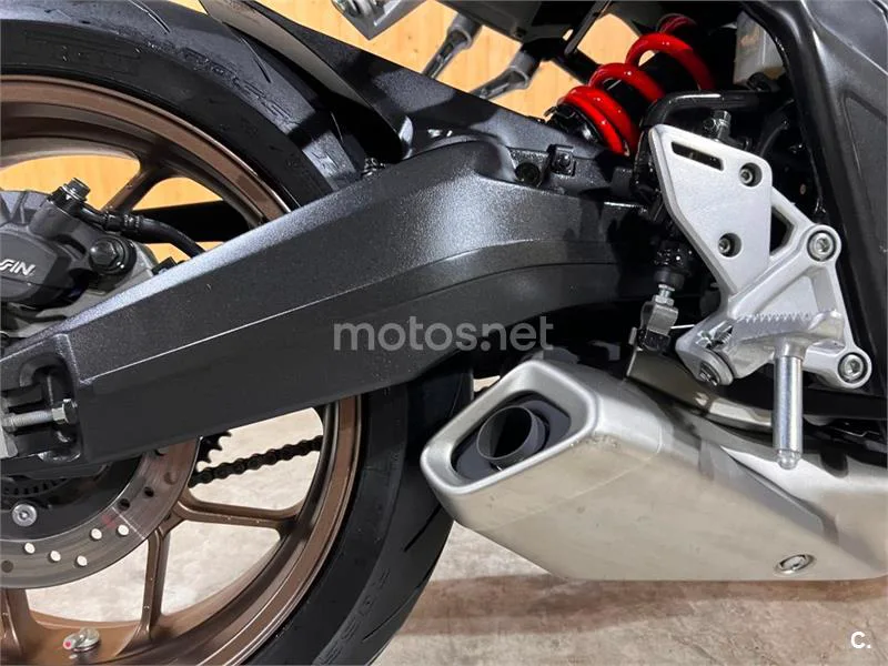 Honda CB 650 R – Vista 53