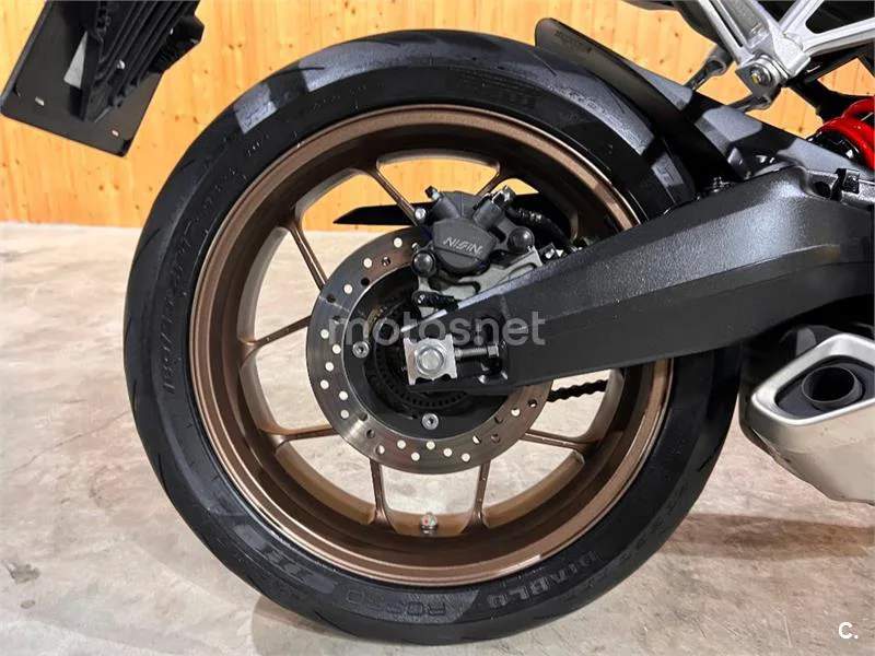 Honda CB 650 R – Vista 54