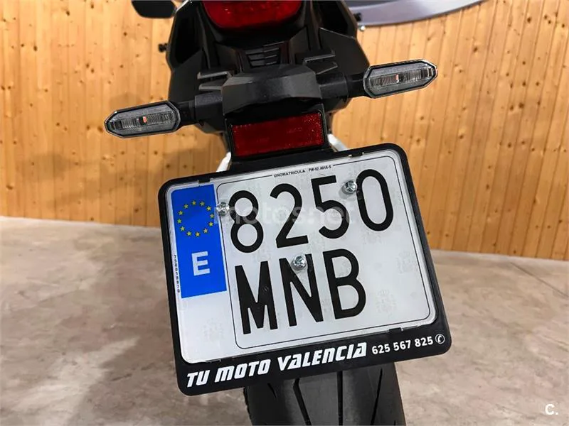 Honda CB 650 R – Vista 9