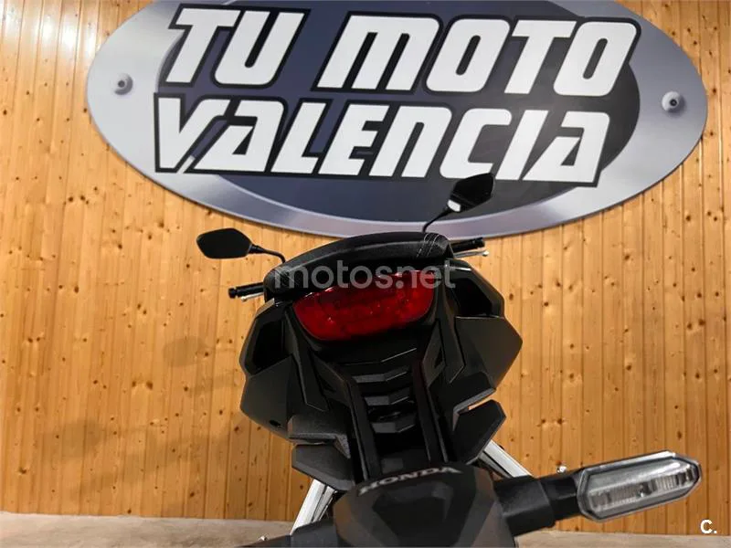 Honda CB 650 R – Vista 10