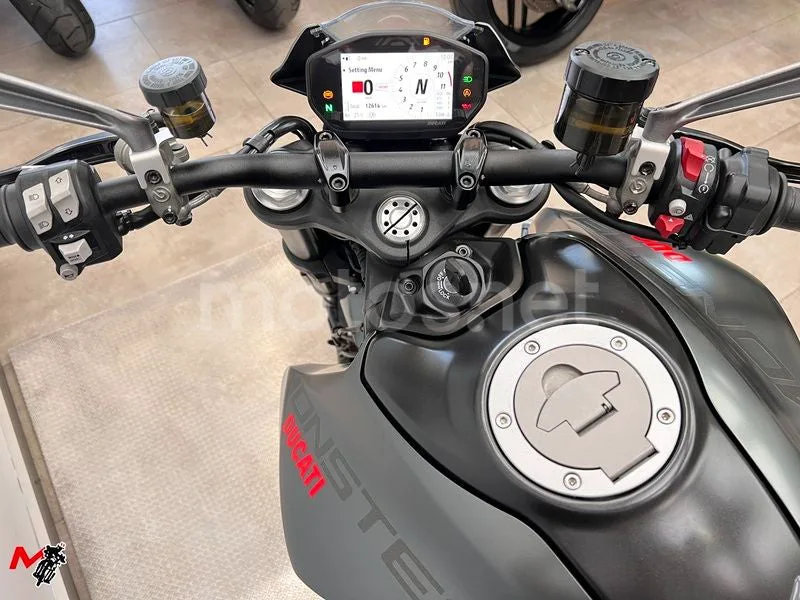 Ducati Monster – Vista 6