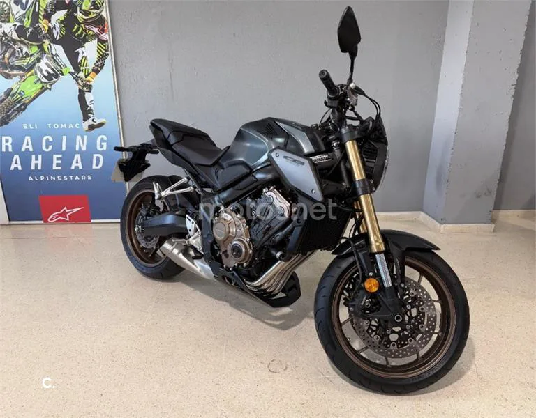 Honda CB 650 R – Vista 10