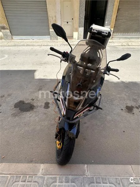 Voge 500 DS – Vista 6
