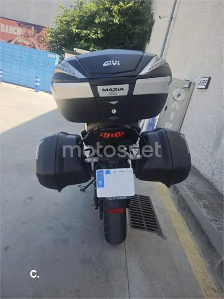 Kawasaki Versys – Vista 4