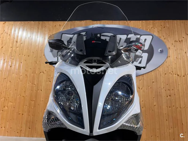 Kymco Xciting 500 R – Vista 28