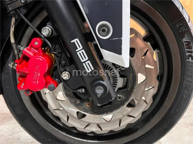 Kymco Xciting 500 R – Vista 38