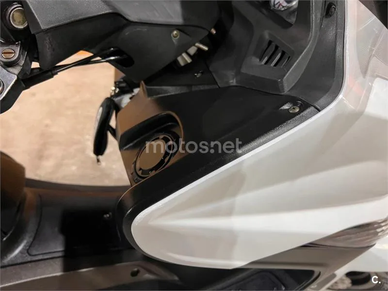 Kymco Xciting 500 R – Vista 43