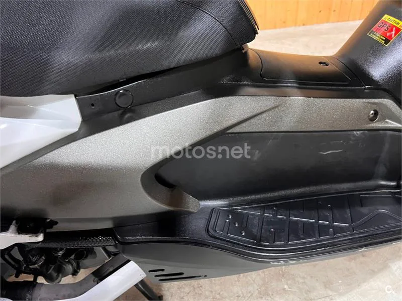 Kymco Xciting 500 R – Vista 46