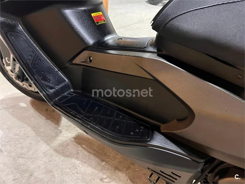 Kymco Xciting 500 R – Vista 64