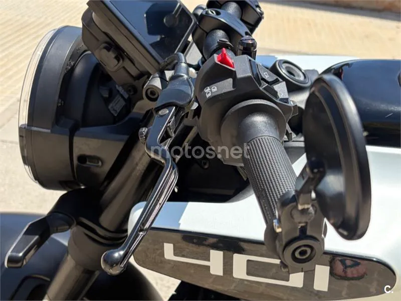 Husqvarna Vitpilen 401 – Vista 7